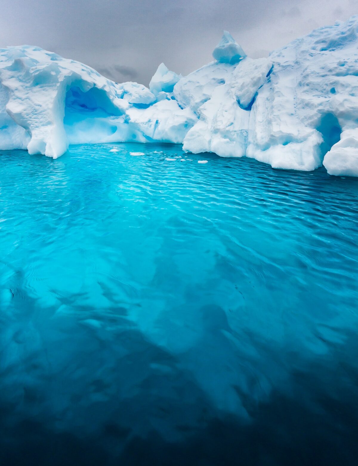 Turquoise polynya